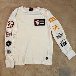 Southpole Long Sleeve Graphic Patch Shirt – White – Size Small